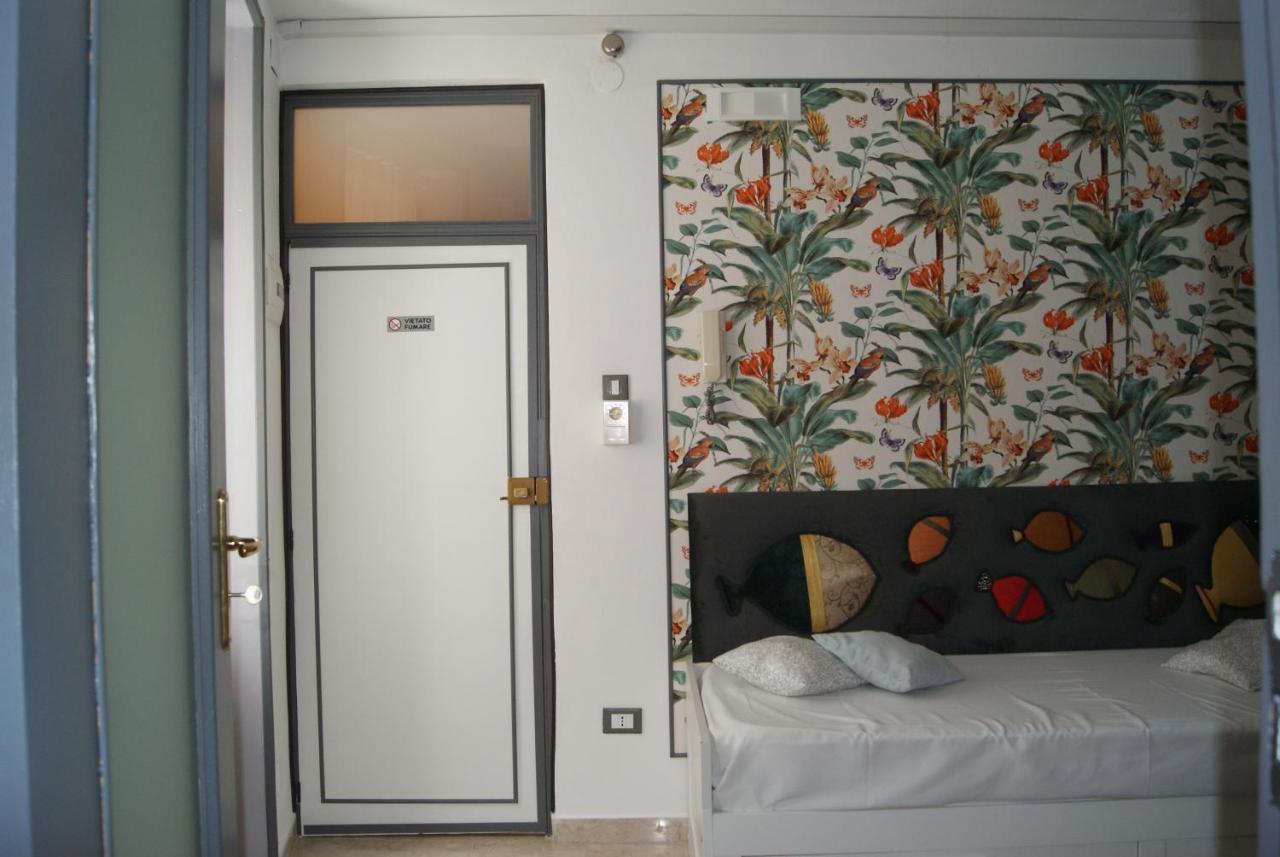 BeeClaire Guest House Palerme Extérieur photo